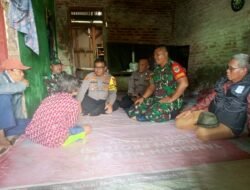 Muspika Kecamatan Pebayuran jenguk Warganya yang sakit bentuk dari kepedulian pemerintah
