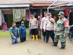 Polsek Pebayuran Monitoring Warga Kobak Ceper Yang Terdampak Banjir