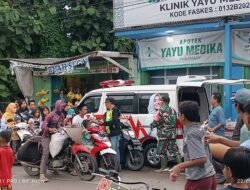Klinik Pratama Yayu Medika Kembali Bagikan 1000 Takjil di Jalan Raya Pebayuran