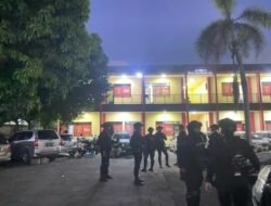 Antisipasi Potensi Bentrok Dua Ormas, Brimob Polda Metro Siaga di Penjaringan