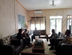 Kanit Binmas Polsek Pebayuran Lakukan Kunjungan ke Yayasan Islam Hidayatunajah dalam Rangka Operasi Berantas Jaya