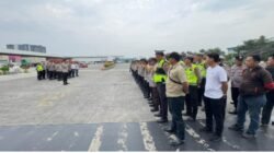 Ratusan Polisi Kepung Pabrik Yamaha di Bekasi, Amankan Aksi Buruh Tolak PHK Ketua Serikat