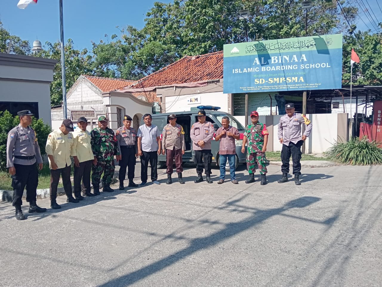 Waka Polsek Pebayuran IPTU Cornelius Tigor Siagian, S.H., dan Koramil 11 Gelar Patroli Skala Besar di Pesantren Al-Bina