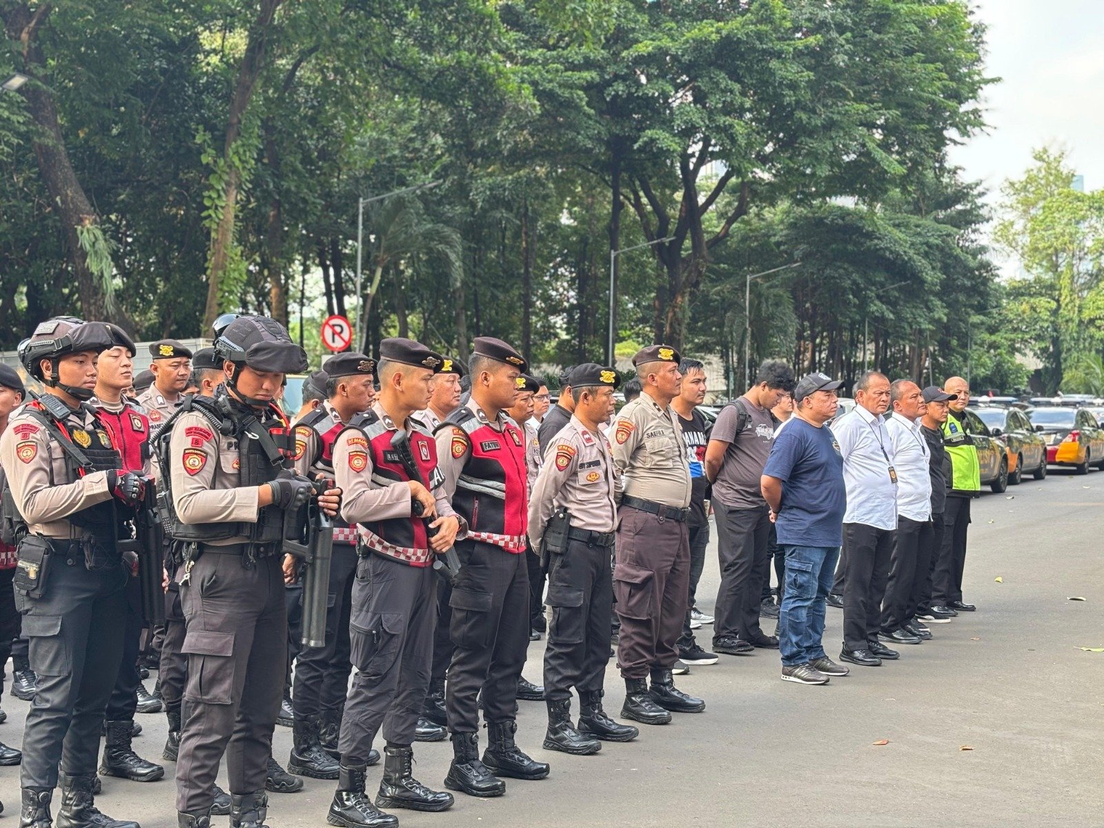 Polda Metro Jaya Gelar Patroli Humanis Untuk Jaga Jakarta