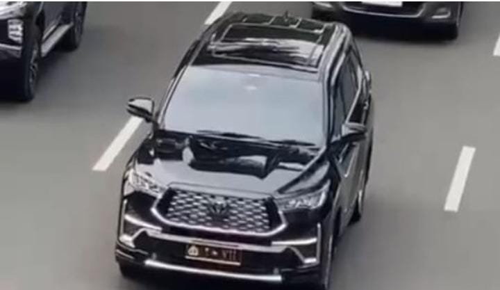 Kapolda Metro Jaya Tampil Sederhana, Pakai Mobil Dinas Tanpa Pengawalan