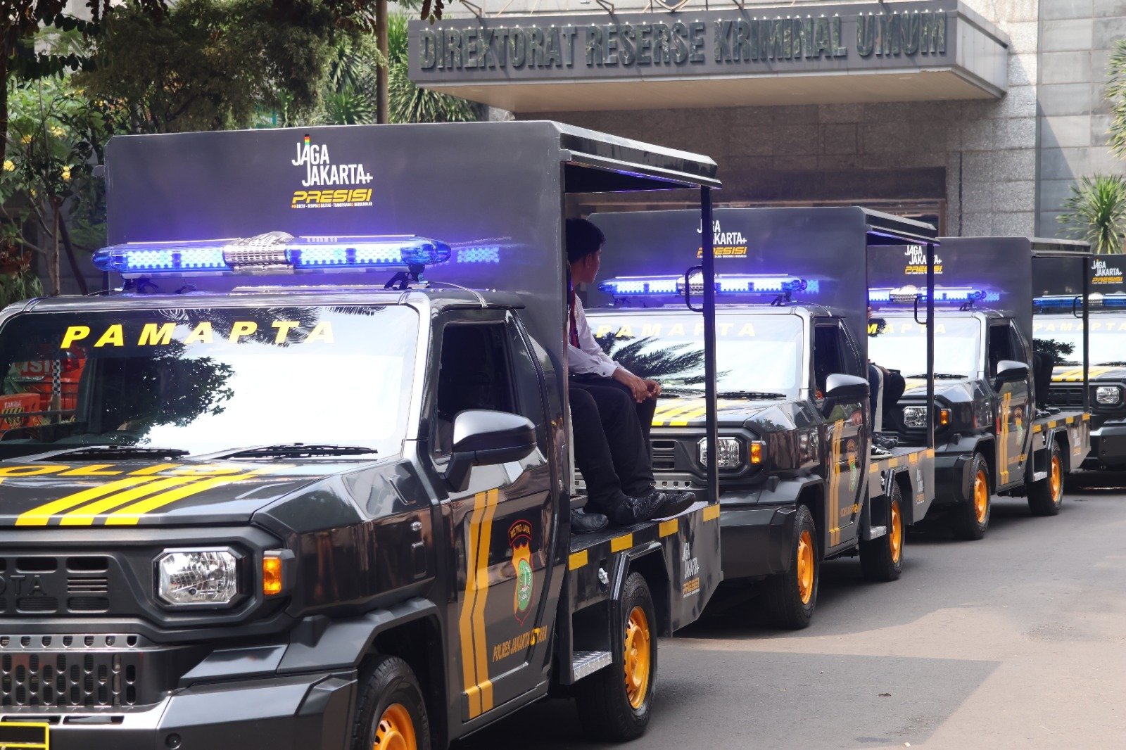 Kapolda Metro Jaya Dorong Polisi Lebih Siaga Layani Warga Lewat Mobil Pamapta