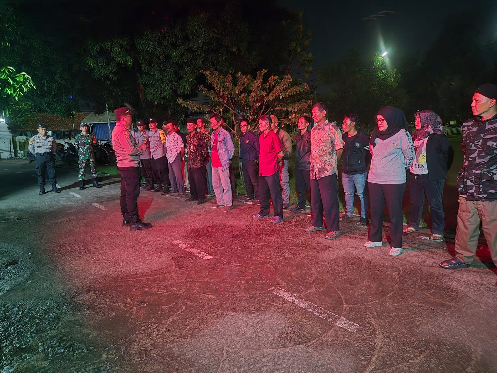 Kapolsek Pebayuran AKP IING SUHAERI S.H.M.H., Melaksanakan Kegiatan Apel gabungan