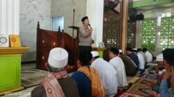 Safari Kamtibmas Jelang Jum’at, Aipda Mardi Suryadi Ajak Warga Karang Reja Jaga Kondusifitas Ramadhan