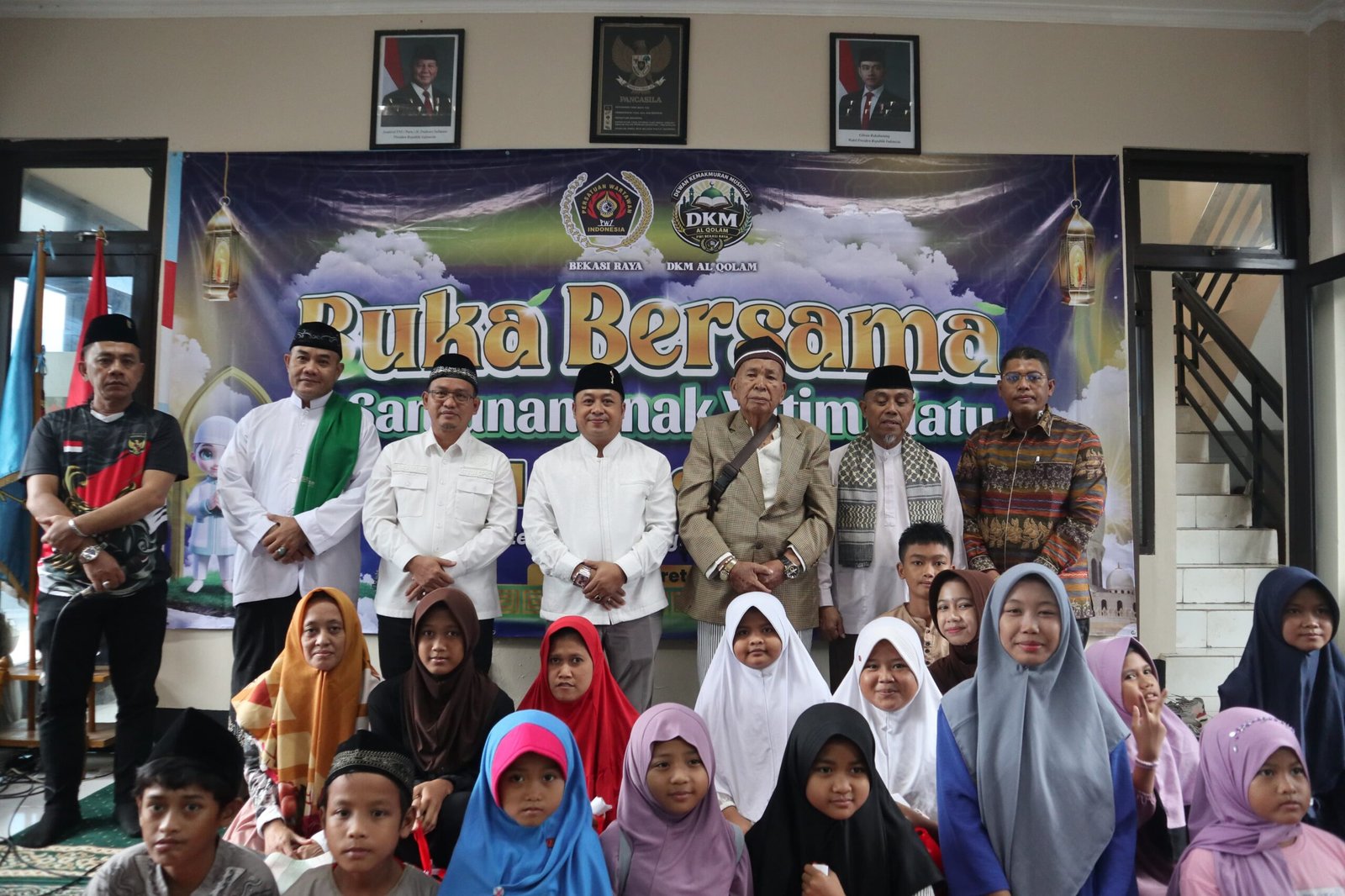 Ramadan Penuh Berkah, PWI Bekasi Raya Berbagi dengan Puluhan Anak Yatim