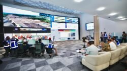 Tinjau Jasa Marga Command Center, Kapolri Pastikan Penanganan Arus Balik Berjalan Lancar dan Aman