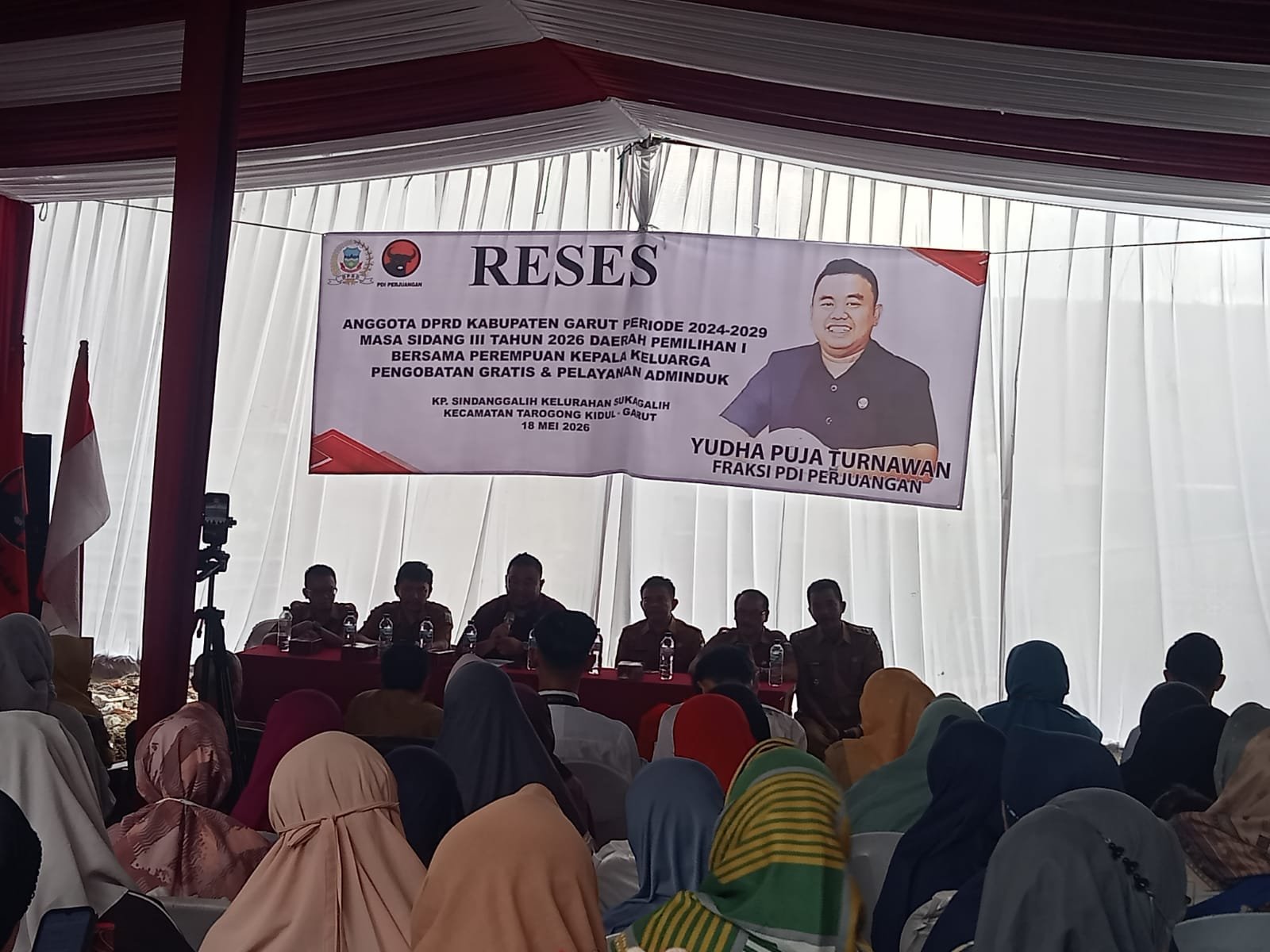 Tiga Kepala Keluarga Korban Kebakaran Terima Bantuan dari Perumda Tirta Intan Garut