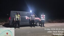 Patroli Biru Polsek Pebayuran Sisir Jalan Rawan Teluk Bango, Antisipasi Begal dan Tawuran Remaja