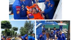 Kapal Patroli Jadi Penyelamat, Polairud PMJ Evakuasi Lansia Sakit ke Puskesmas