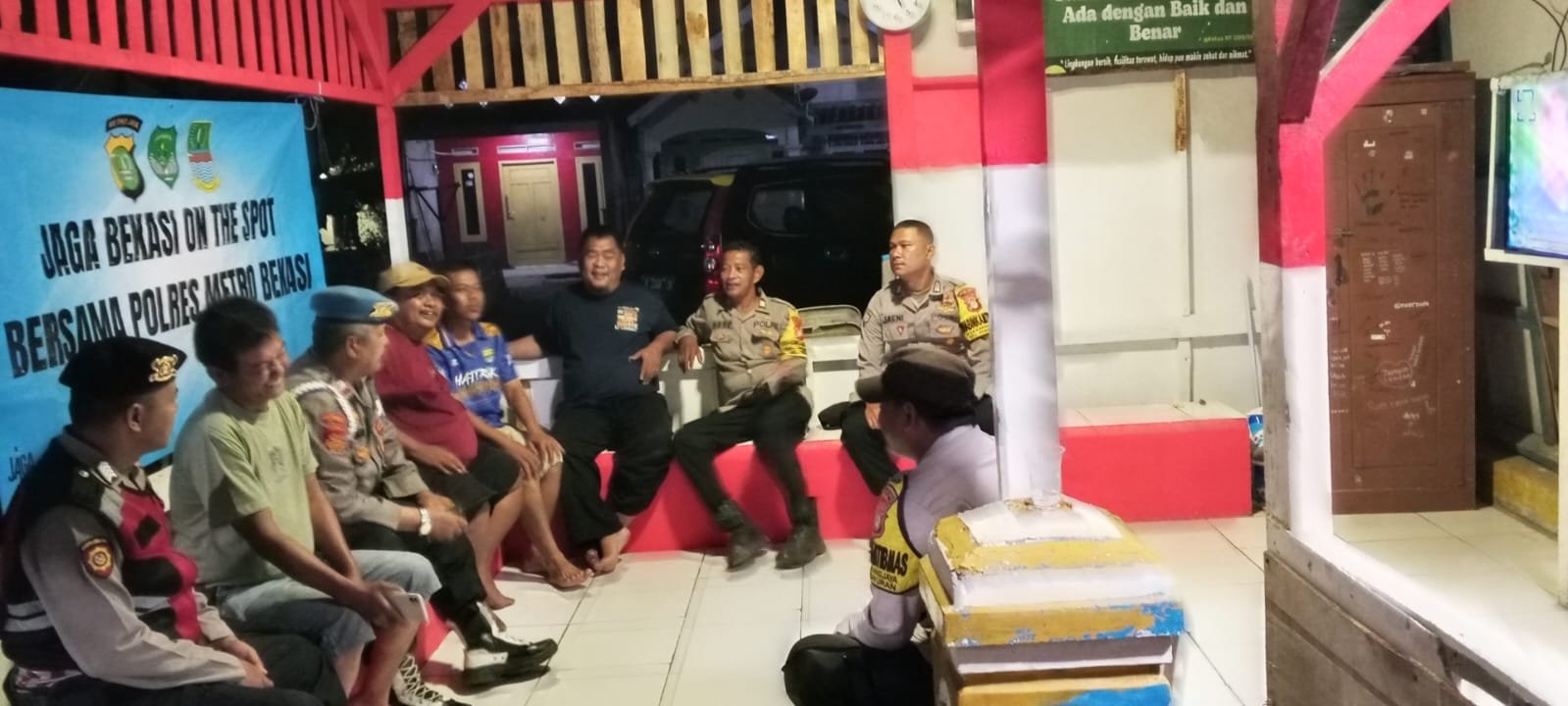 JAGA Bekasi On The Spot, Polsek Pebayuran Ajak Warga Perkuat Siskamling dan Cegah Tawuran