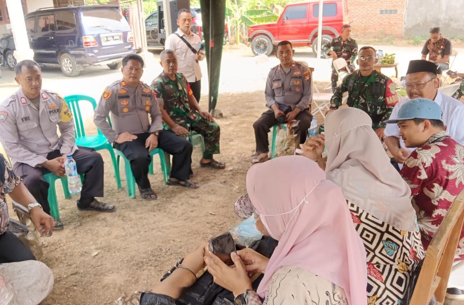 Kapolsek Pebayuran AKP Iing Suhaeri S.H.M.H. Gelar Jaga Bekasi On The Spot, Ajak Warga Perkuat Siskamling dan Cegah Tawuran