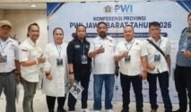 Sejumlah pengurus dan anggota PWI Bekasi Raya berfoto bersama dalam rangkaian Konferensi Provinsi (Konferprov) PWI Jawa Barat 2026. Mereka