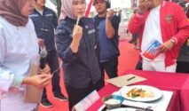 Penilaian atas peserta Gebrak 2026 Vol.2 mengolah ikan gabus menjadi sajian kreatif khas Bekasi bernilai jual tinggi.
