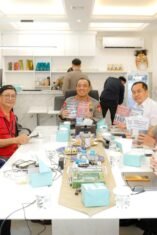 Polri memperkuat tradisi akademik melalui Pusat Studi Kepolisian dan karya ilmiah para akademisi.